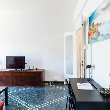Moderno Sampierdarena/centro Apartamento Génova