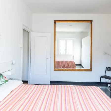 Moderno Sampierdarena/centro * Γένοβα