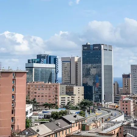 Moderno Sampierdarena/centro Διαμέρισμα *